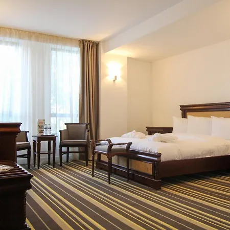 Hotel Avenue - Avenue Hotels Buzău Extérieur photo