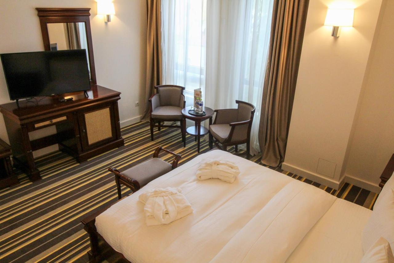 Hotel Avenue - Avenue Buzău